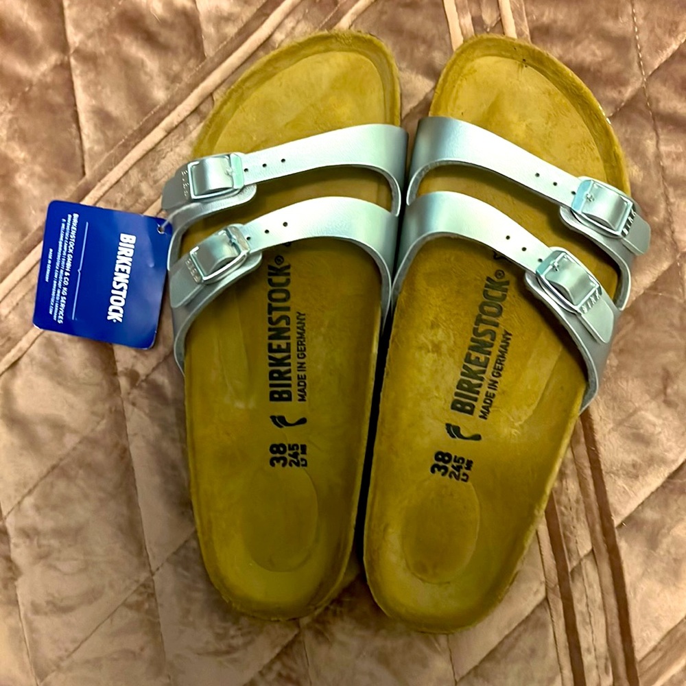 Size 38 Narrow Silver Birkenstock sandals